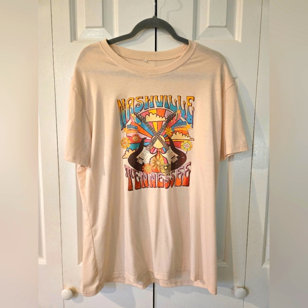 Nashville Graphic Beige T-Shirt Ladies 2XL Cream Color